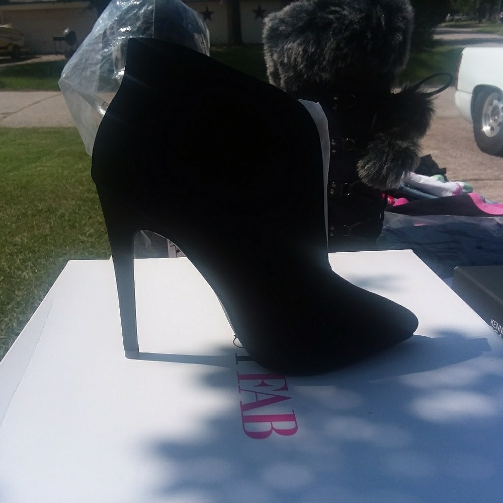 Brand new heels